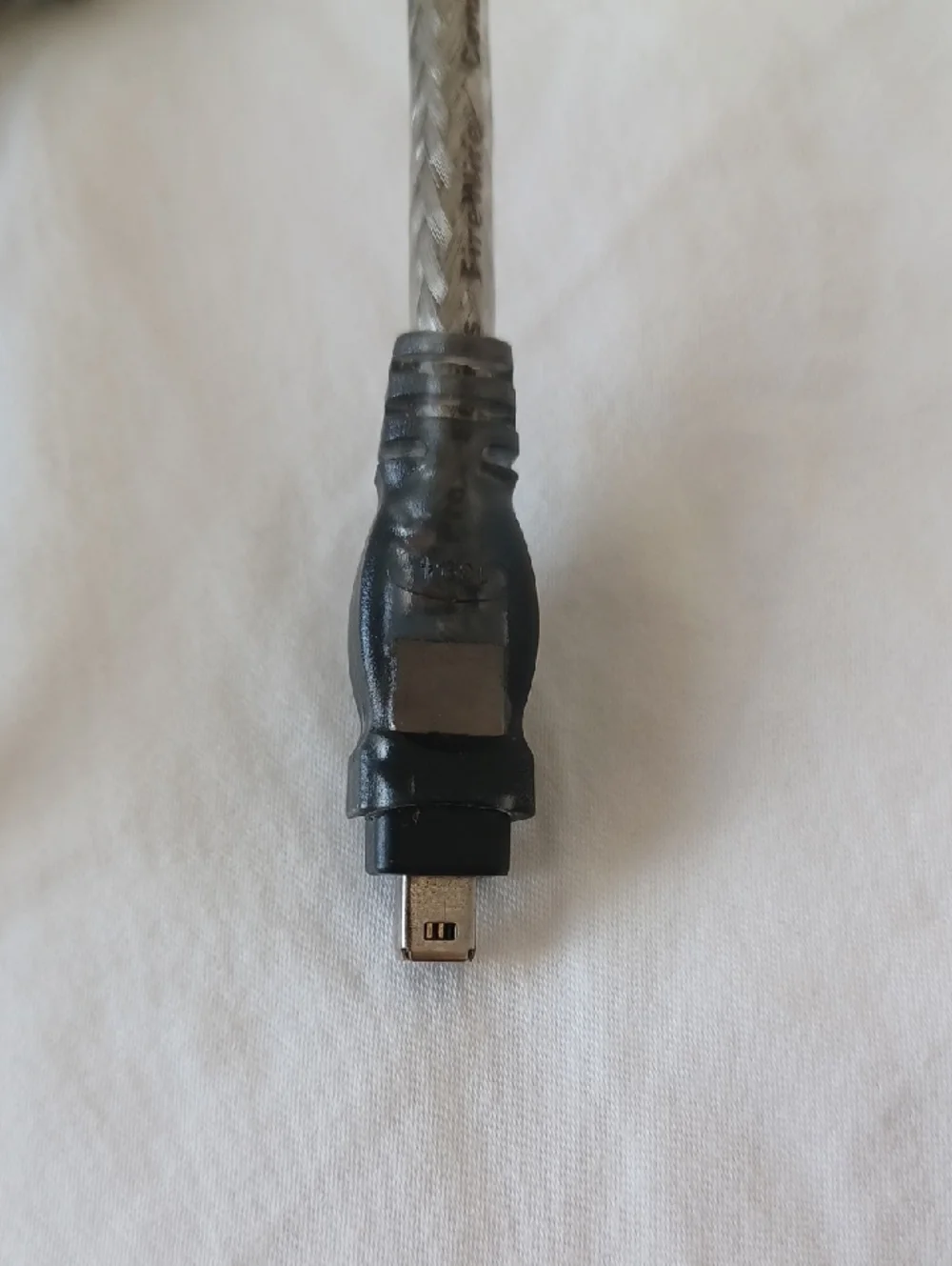3/$25 SALE Belkin Pro Series FireWire IEEE 1394 Cable 4 pin to 6 pin 400 Mbps 3'